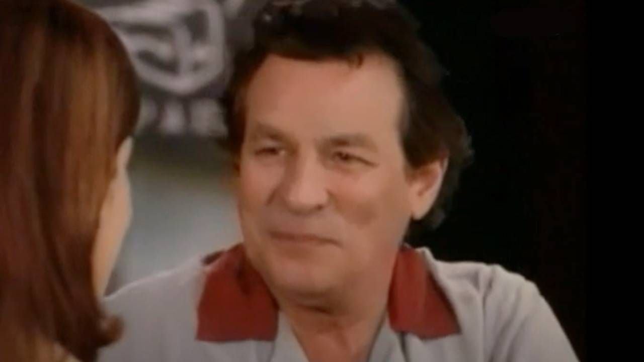 Death of Joe E. Tata, owner of the Beverly Hills Peach Pit