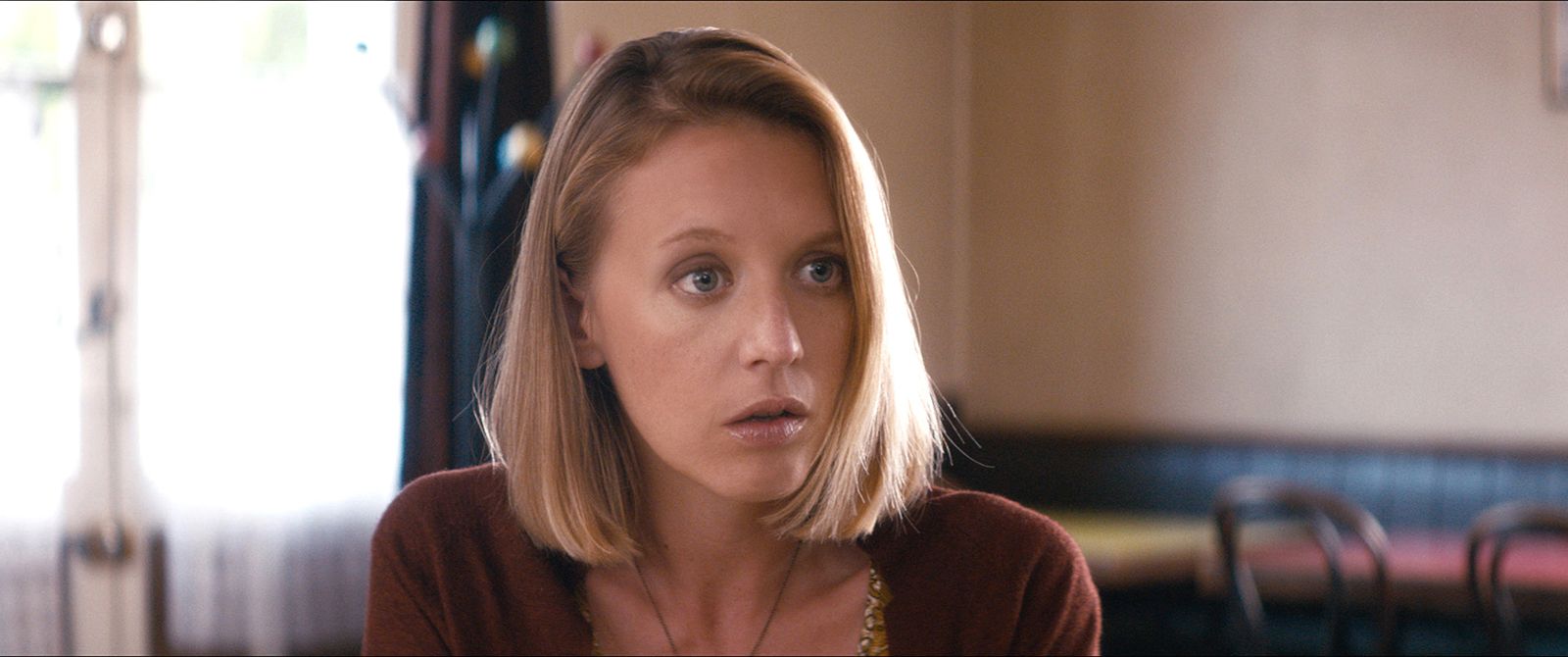 Film Harcelée Une Fois De Trop Photo de Ludivine Sagnier - Tristesse Club : Photo Ludivine Sagnier