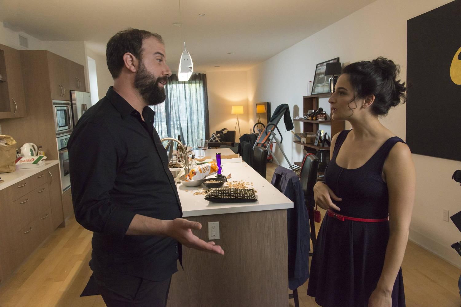 I Care A Lot Bande Annonce Vf Photo de Jenny Slate - Photo Brett Gelman, Jenny Slate - AlloCiné