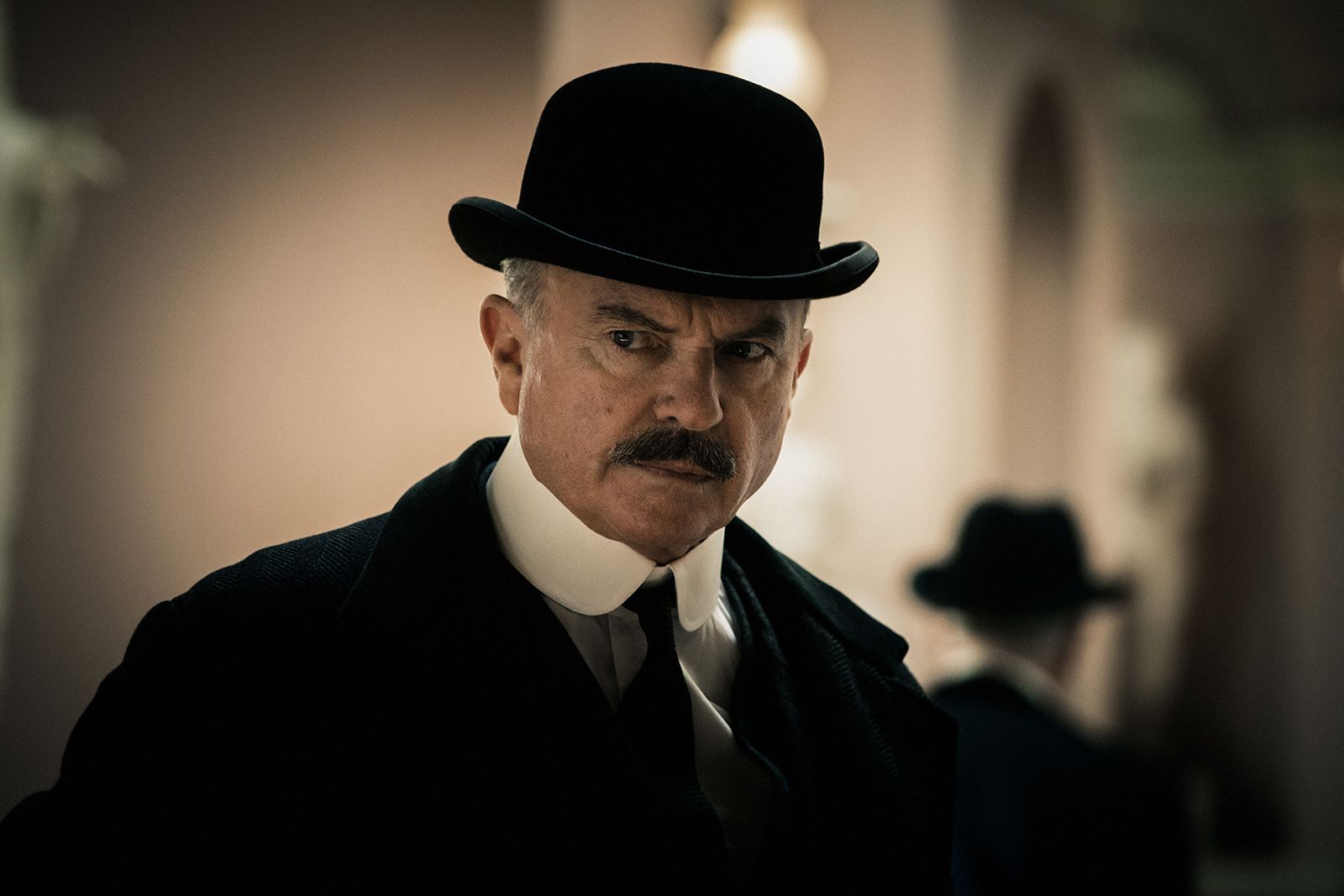 Peaky Blinders Peaky Blinders Photo Sam Neill 131 Sur 154 AlloCin peaky-blinders-peaky-blinders-photo-sam-neill-131-sur-154-allocin