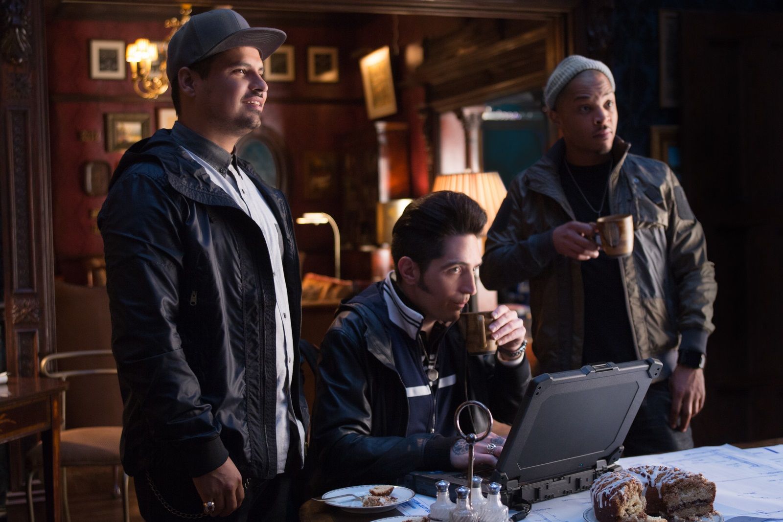 Photo de David Dastmalchian AntMan Photo David Dastmalchian, Michael Peña, T.I. AlloCiné