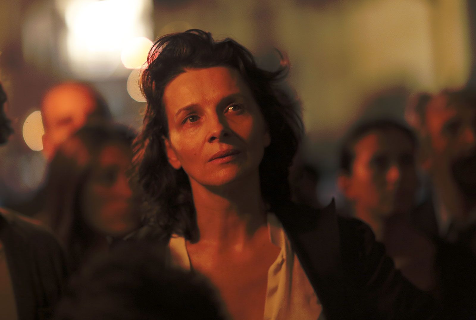 Films Et Séries Tv Avec Juliette Binoche Photo de Juliette Binoche - L'Attente : Photo Juliette Binoche - AlloCiné