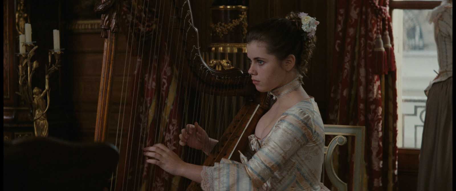 Photo du film Valmont Photo 12 sur 22 AlloCiné