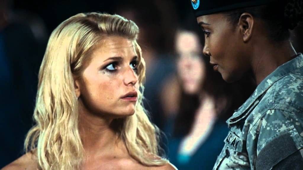Photo du film Blonde et dangereuse - Photo 12 sur 16 - AlloCiné