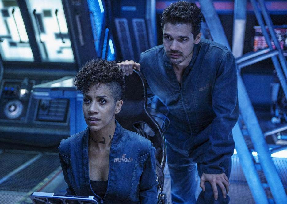 The Expanse : The Expanse : Photo Dominique Tipper, Steven Strait - 173