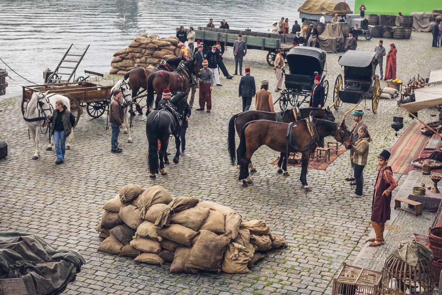Photo du film The Ottoman Lieutenant Photo 40 sur 49 AlloCiné