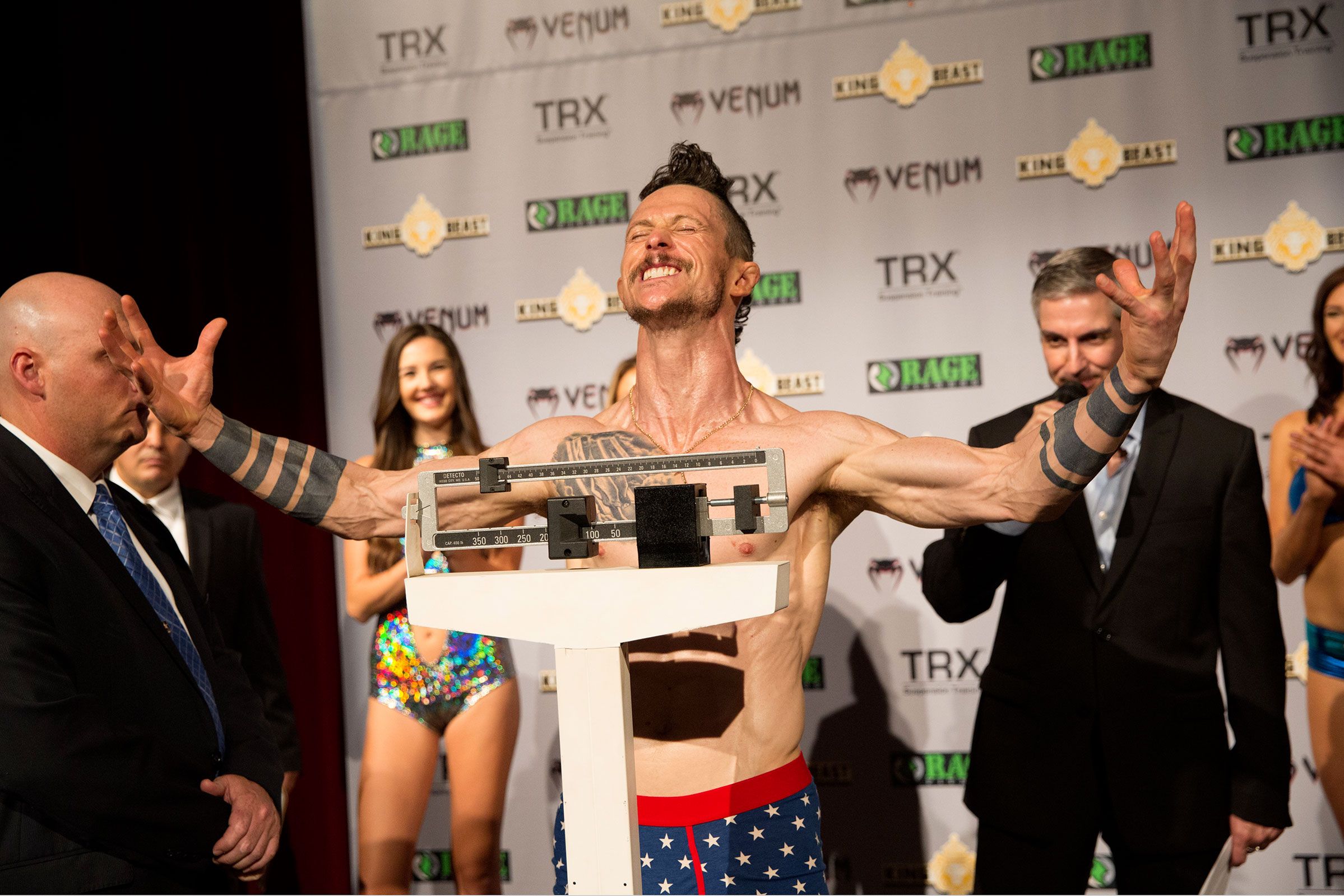 Films Et Séries Tv Avec Jonathan Tucker Kingdom : Photo Jonathan Tucker - 8 sur 30 - AlloCiné