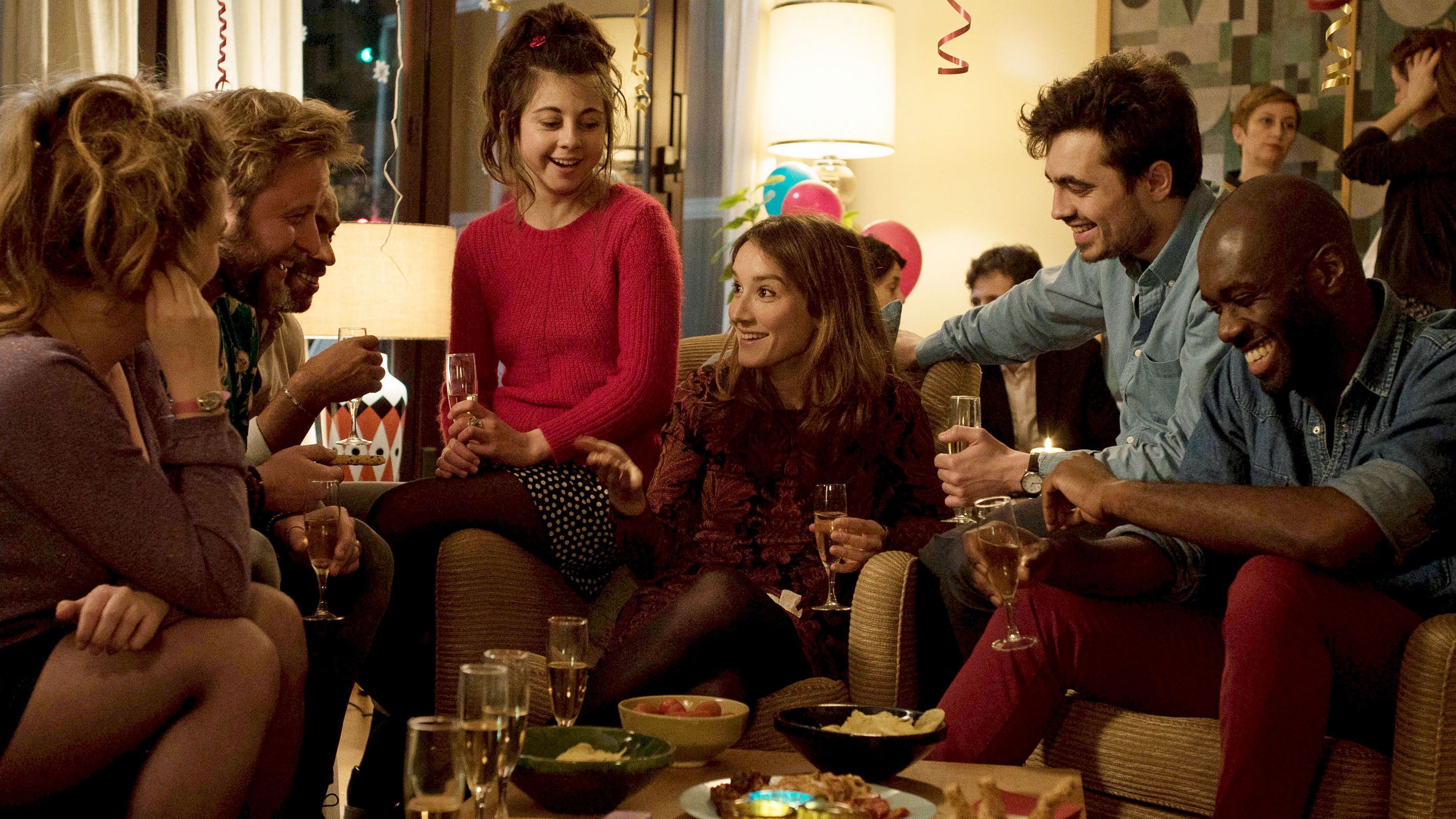 Films Et Séries Tv Avec Naidra Ayadi Paris etc. : Photo Anaïs Demoustier - 10 sur 45 - AlloCiné