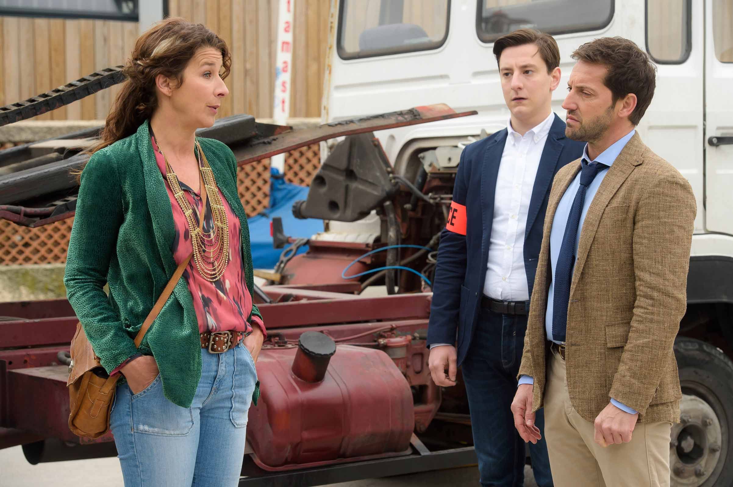 Films Et Séries Tv Avec Isabelle Gélinas Crimes parfaits : Photo Arthur Mazet, Frédéric Diefenthal, Isabelle