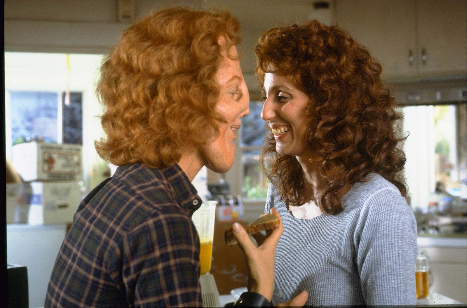 Photo de Cher - Mask : Photo Eric Stoltz, Cher - Photo 8 sur 32 - AlloCiné