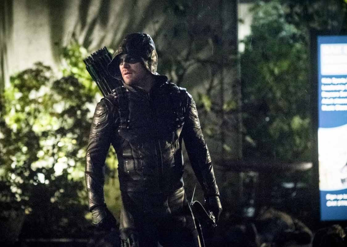 Arrow Saison 6 Distribution Poster Arrow - Saison 6 - Affiche 27 sur 153 - AlloCiné