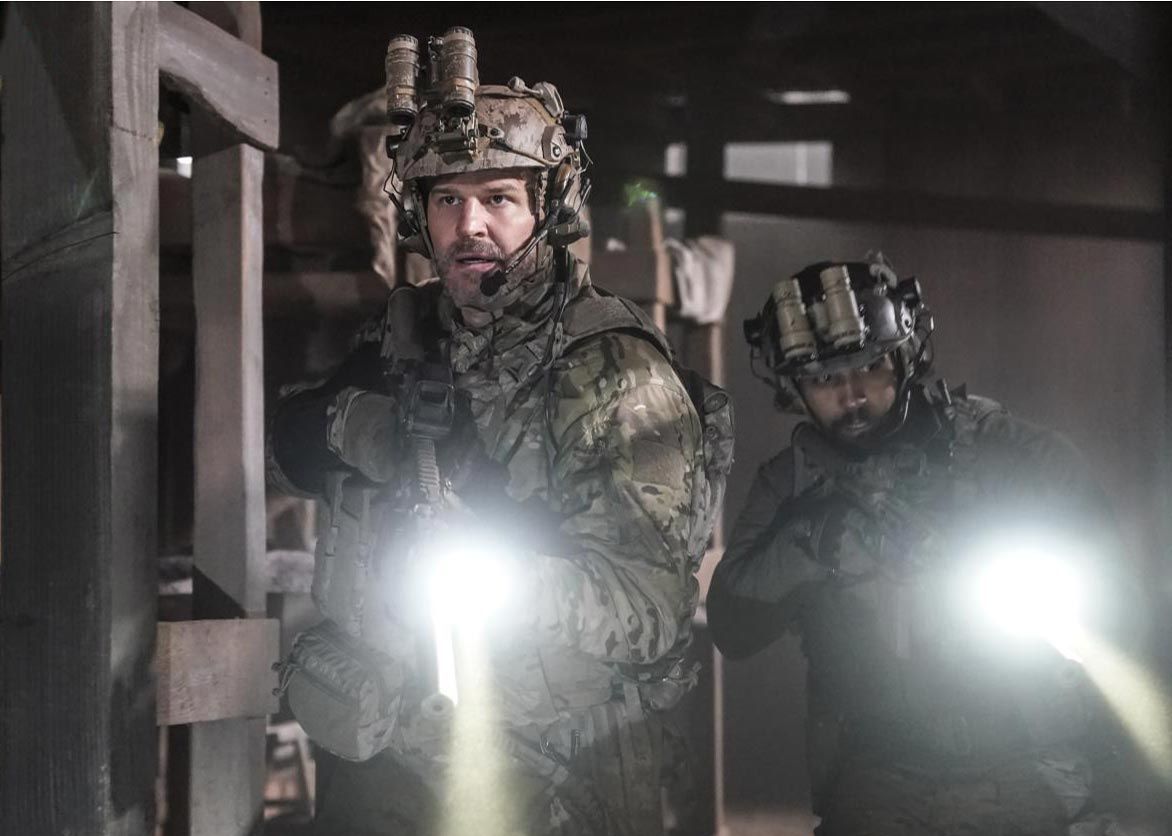 SEAL Team : Photo David Boreanaz, Neil Brown Jr. - 259 sur 346 - AlloCiné