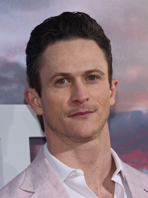 Jonathan Tucker bodybuilding