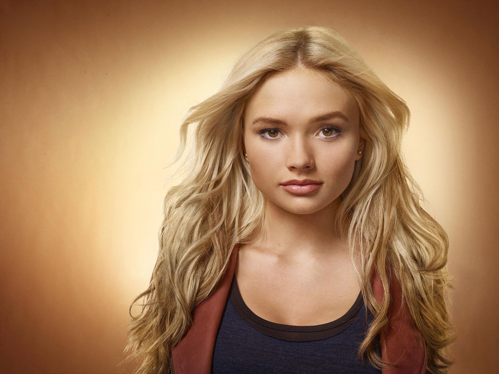 Photo de Natalie Alyn Lind - Photo Natalie Alyn Lind - AlloCiné