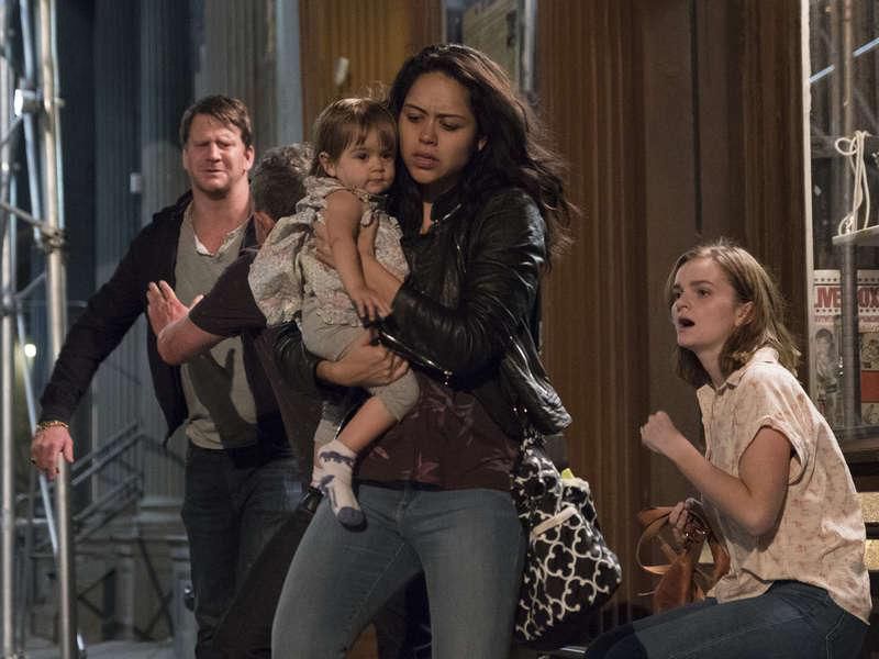 Photo De Alyssa Diaz Ray Donovan Photo Alyssa Diaz Kerris Dorsey 