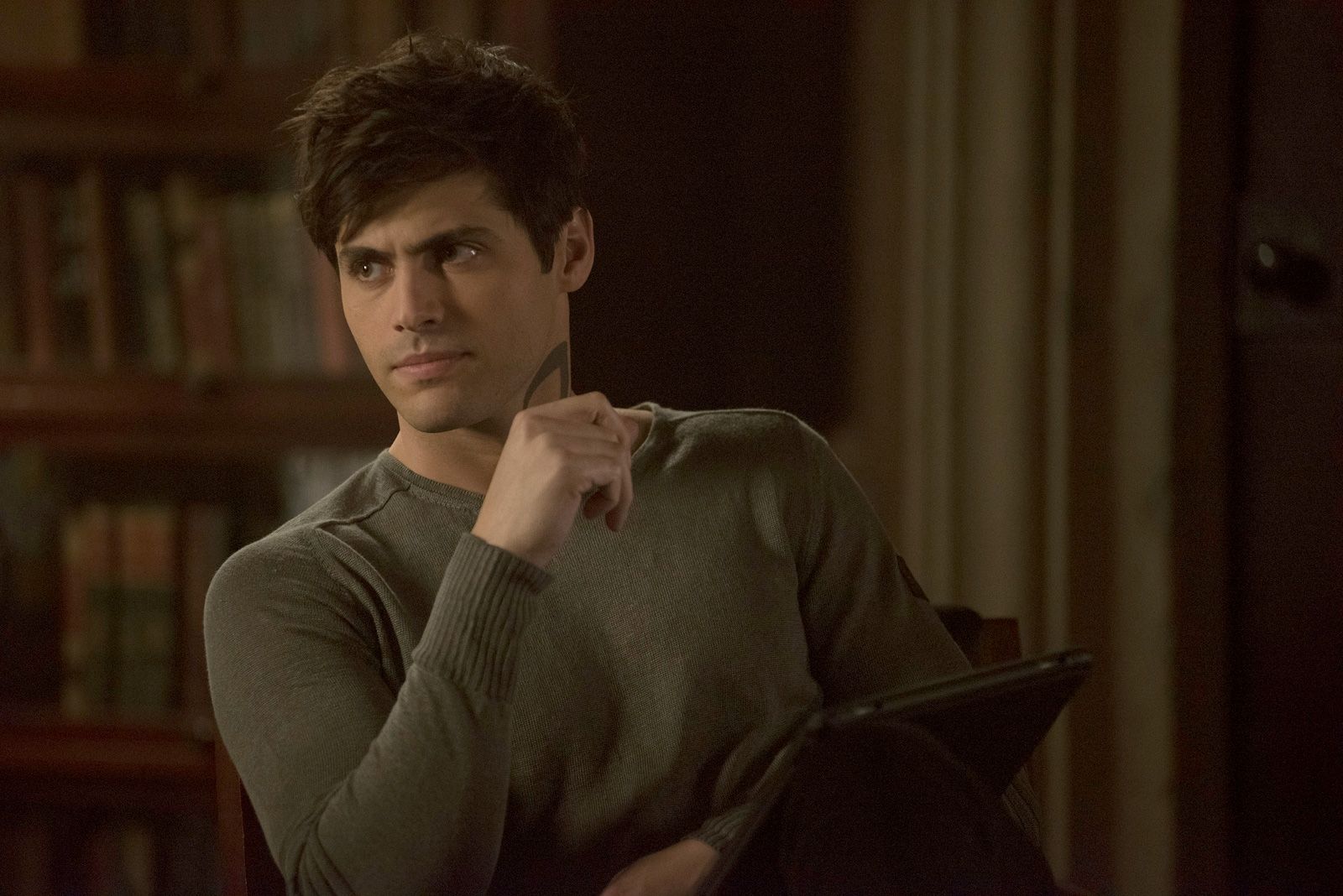 Matthew Daddario Filme & Fernsehsendungen Photo de Matthew Daddario - Shadowhunters : Photo Matthew Daddario