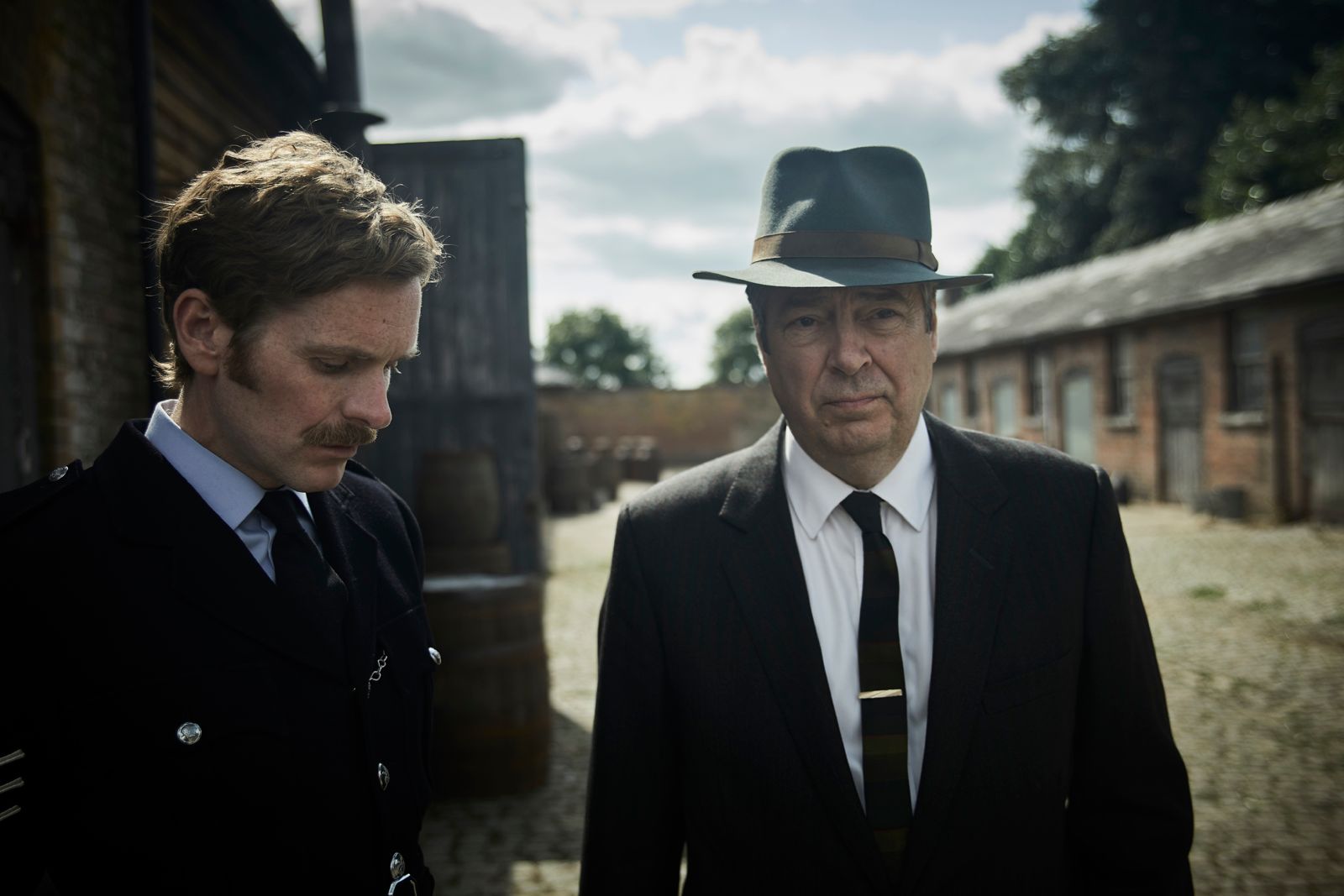 Les Enquêtes De Morse Saison 8 Diffusion Les Enquêtes de Morse : Photo Roger Allam, Shaun Evans - 17 sur 68