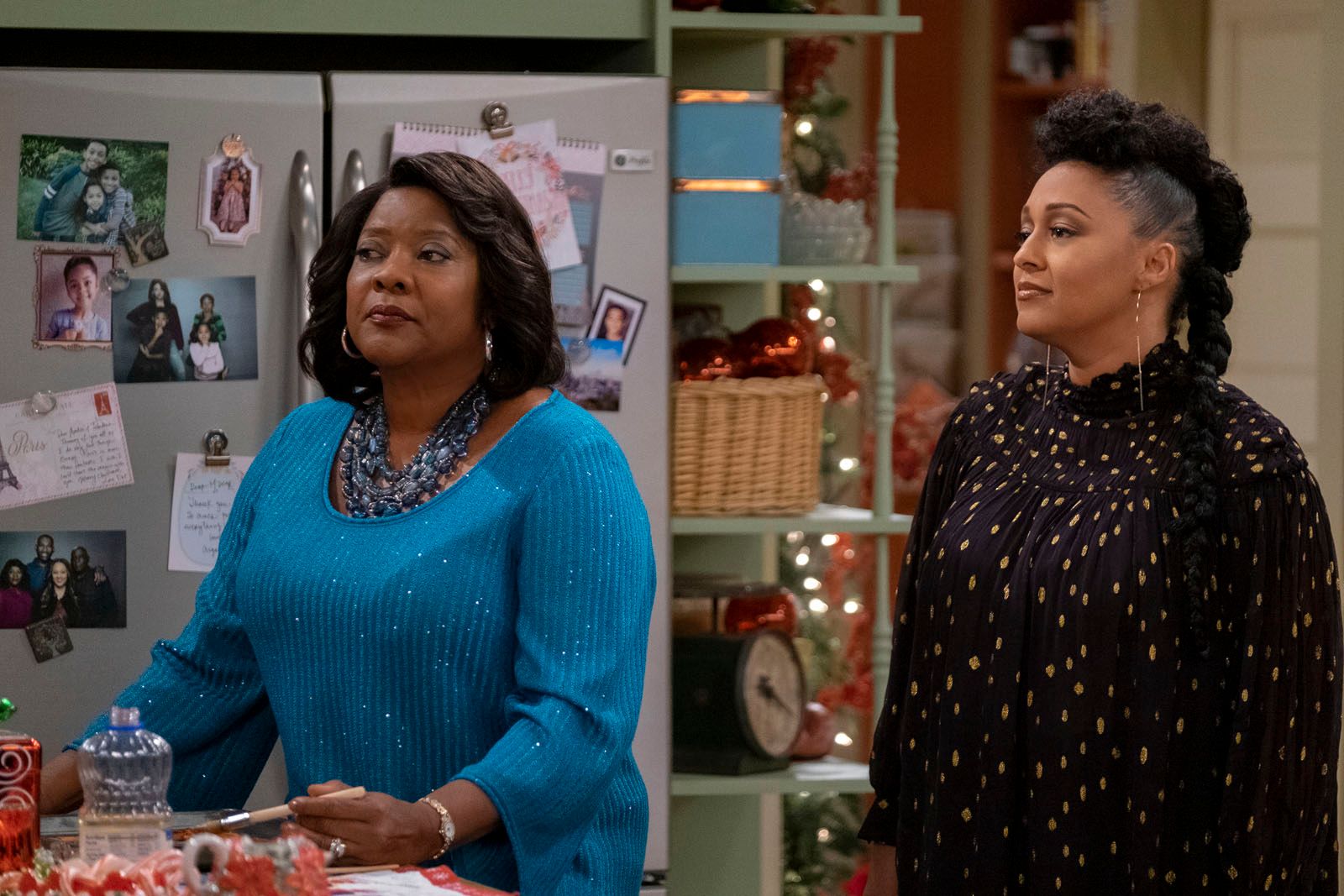 Films Et Séries Tv Avec Loretta Devine Bienvenue chez Mamilia : Photo Loretta Devine, Tia Mowry-Hardrict - 22