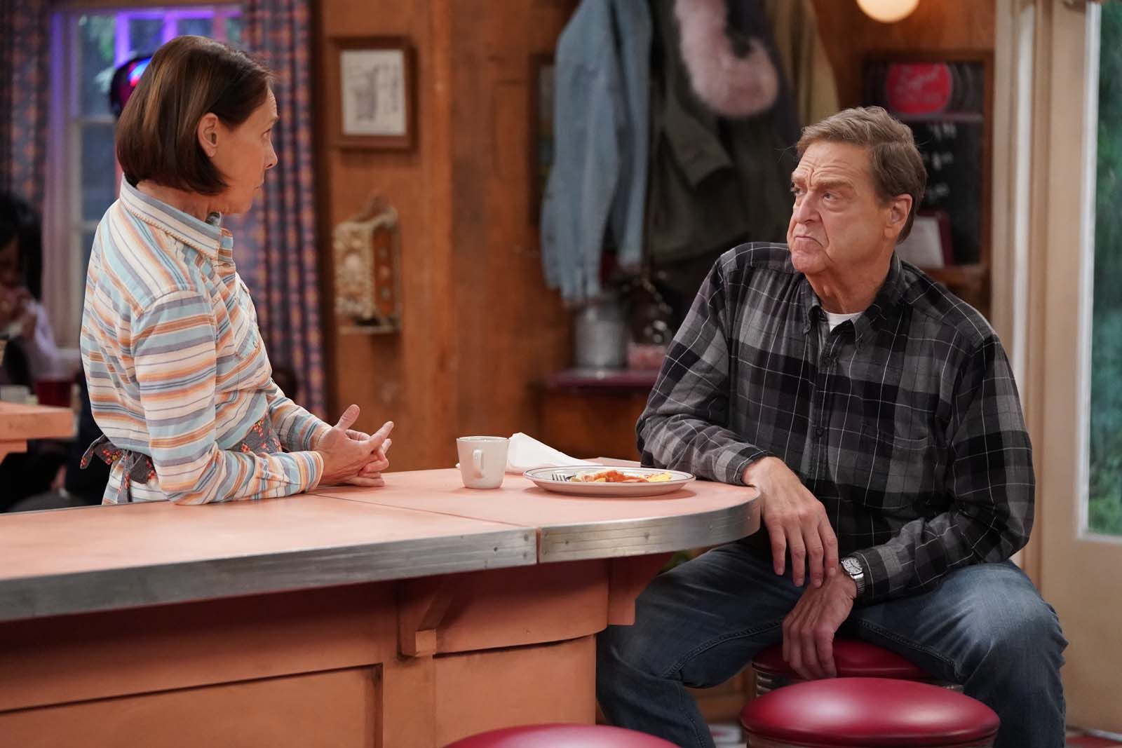 Films Et Séries Tv Avec Laurie Metcalf The Conners : Photo John Goodman, Laurie Metcalf - 40 sur 161 - AlloCiné