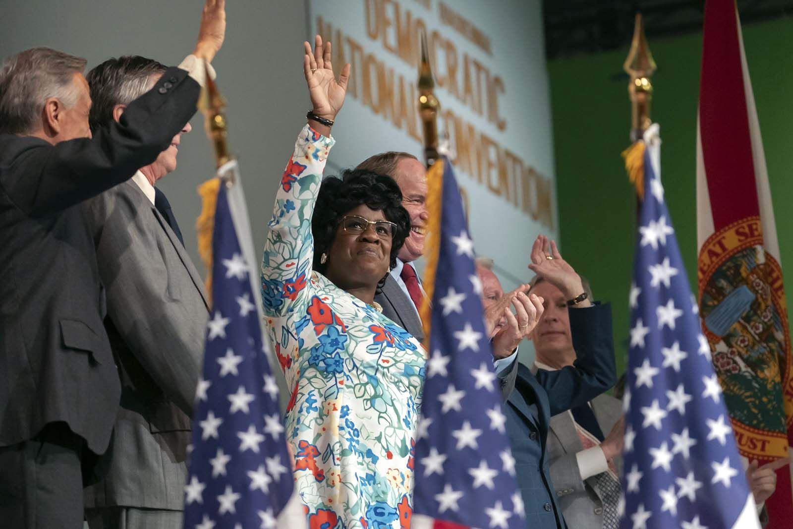 Mrs. America Mrs. America Photo Uzo Aduba 31 sur 59 AlloCiné