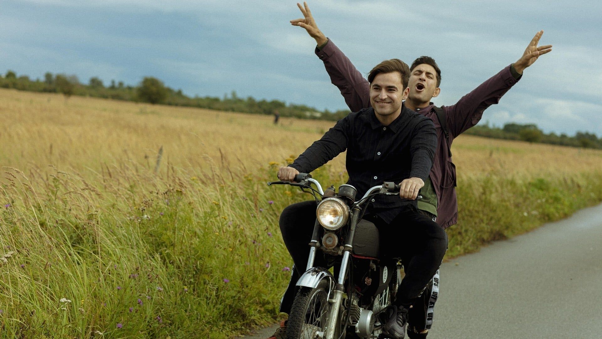 Quand Revient Le Calme Bande Annonce Poster Quand revient le calme - Saison 1 - Affiche 9 sur 11 - AlloCiné