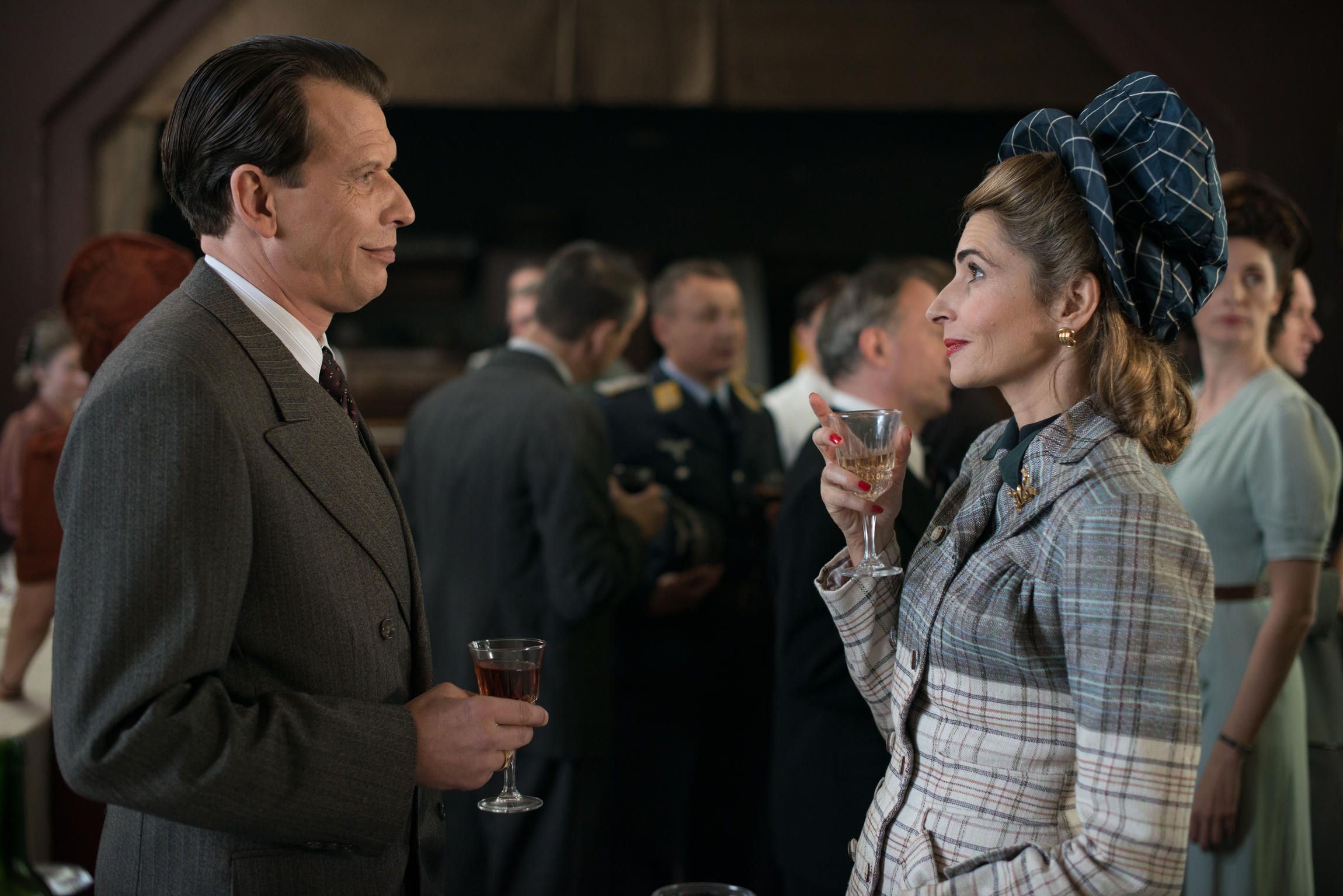 Un Village Français Un Village Français Photo Philippe Resimont