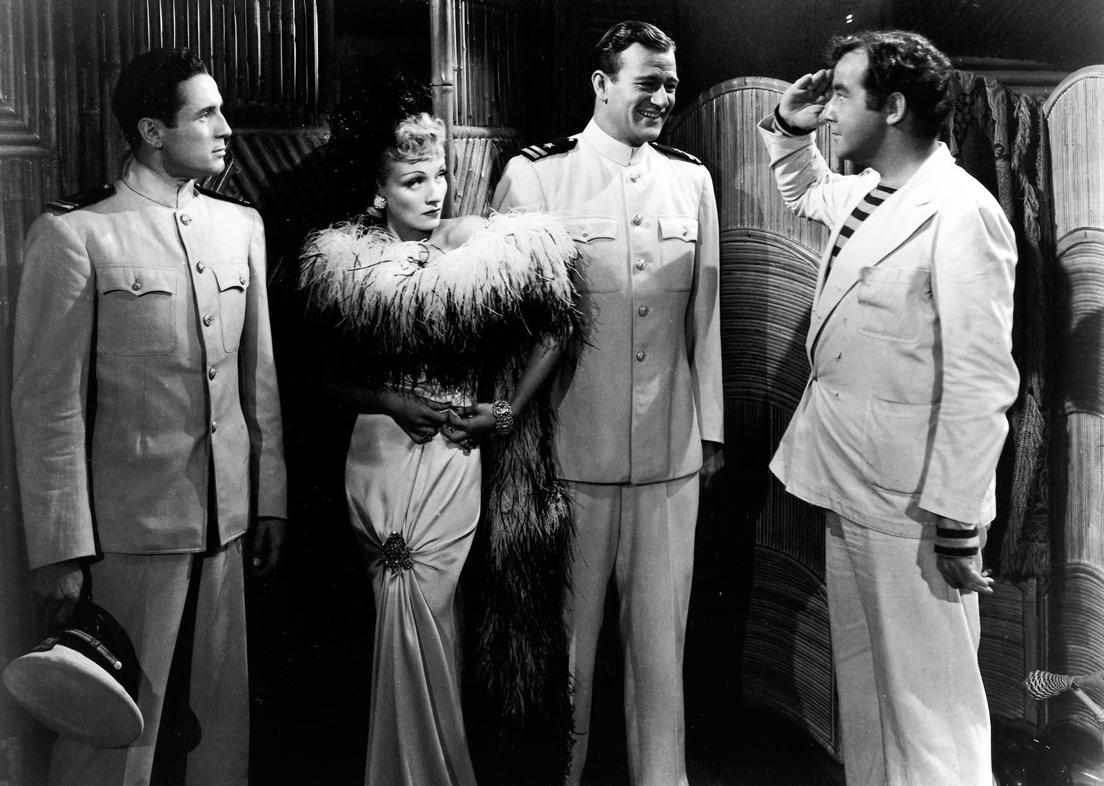 Photo de John Wayne La Maison des 7 péchés Photo John Wayne, Marlene Dietrich Photo 15 sur