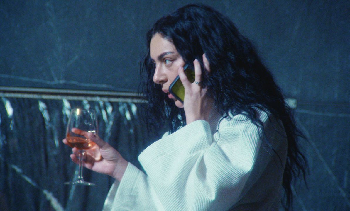 The Moment : Photo Charli xcx