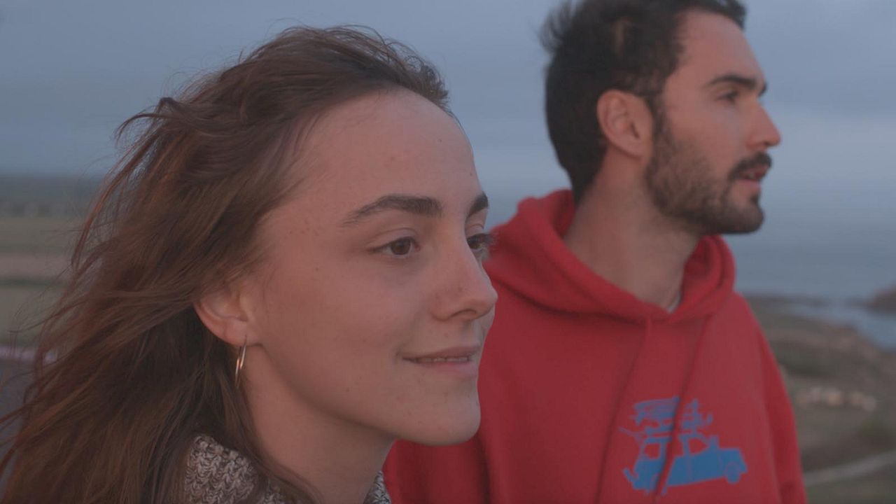 Mémé dans les orties : Photo