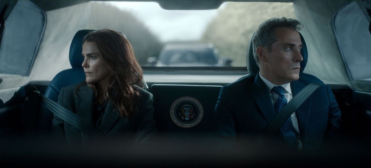 La Diplomate : Photo Rufus Sewell, Keri Russell