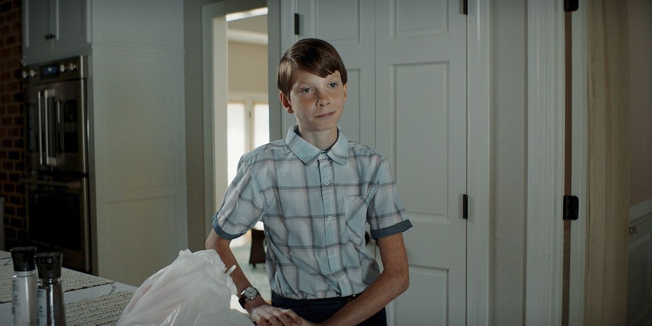 Griffin In Summer : Photo Everett Blunck