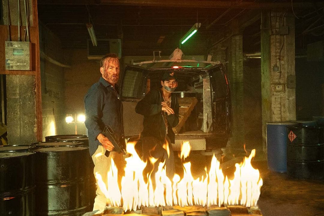 Nobody 2 : Photo Lucius Hoyos, Bob Odenkirk
