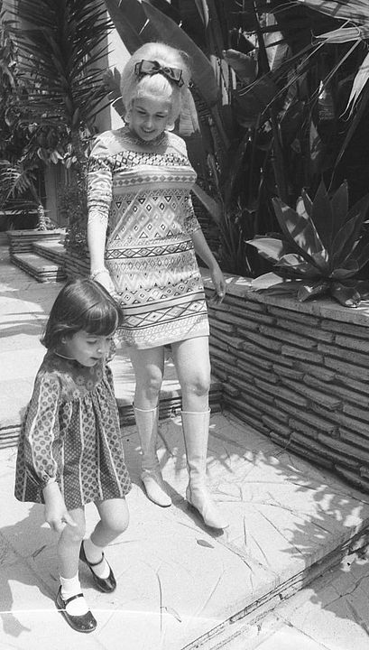 My Mom Jayne: A Film by Mariska Hargitay : Photo