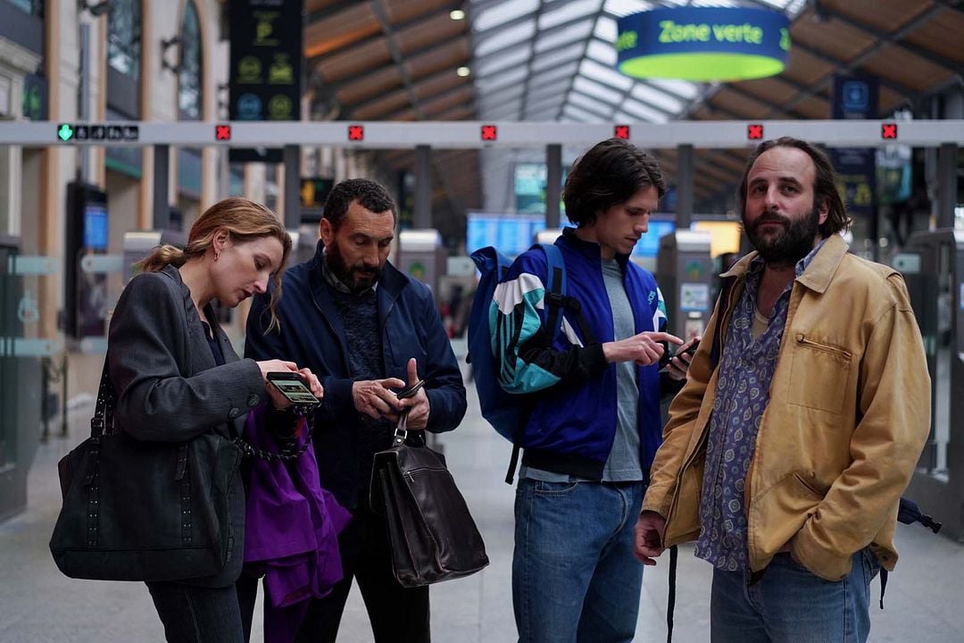 La Venue de l’avenir : Photo Julia Piaton, Zinedine Soualem, Vincent Macaigne, Abraham Wapler