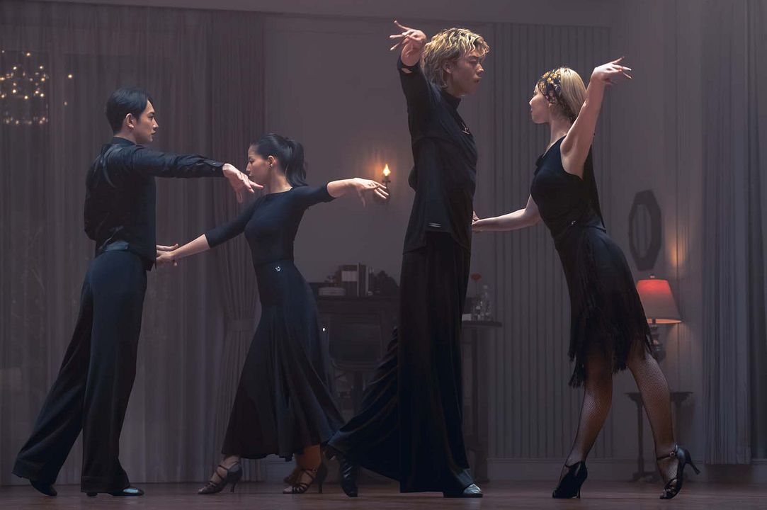 10 Dance : Photo Ryoma Takeuchi, Keita Machida