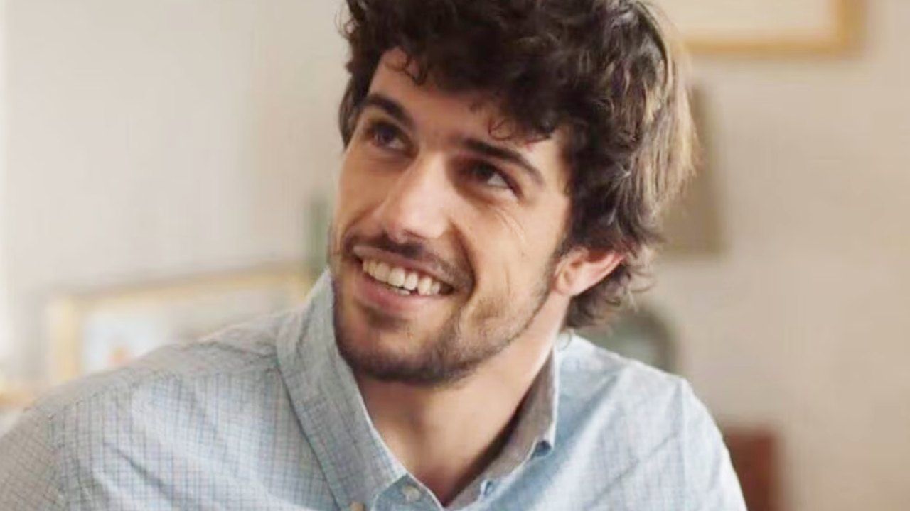 Demain nous appartient : "Il ne s'appelle pas Jean Delmas"... Qui est vraiment l'infirmier de Saint-Clair ? - News Séries à la TV - AlloCiné