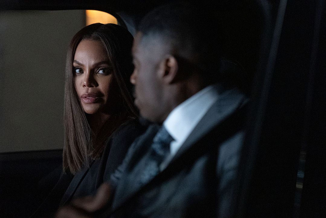 Beauty In Black : Photo Terrell Carter, Crystle Stewart