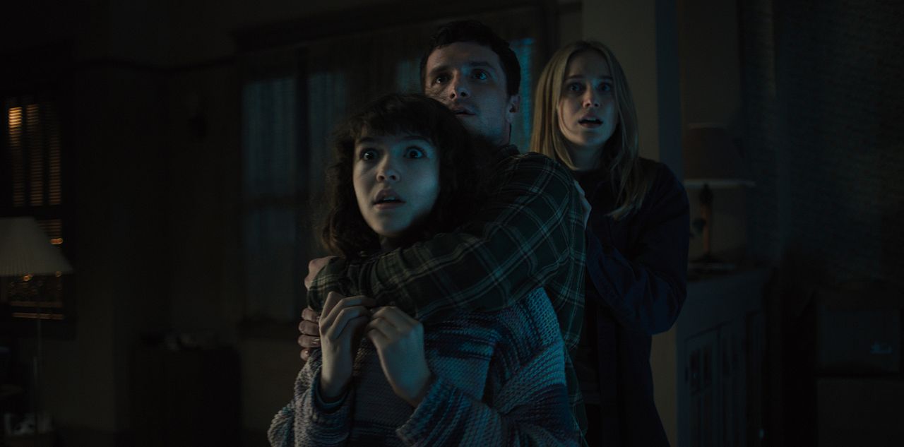 Five Nights At Freddy's 2: Elizabeth Lail, Piper Rubio, Josh Hutcherson