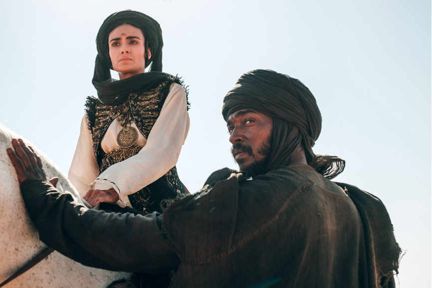 Desert Warrior : Photo Anthony Mackie, Aiysha Hart