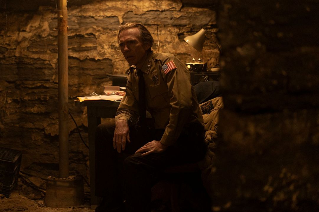 The Strangers - Chapter 3 : Photo Richard Brake