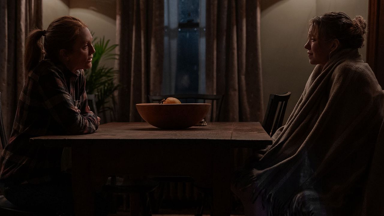 Echo Valley : Photo Julianne Moore, Sydney Sweeney