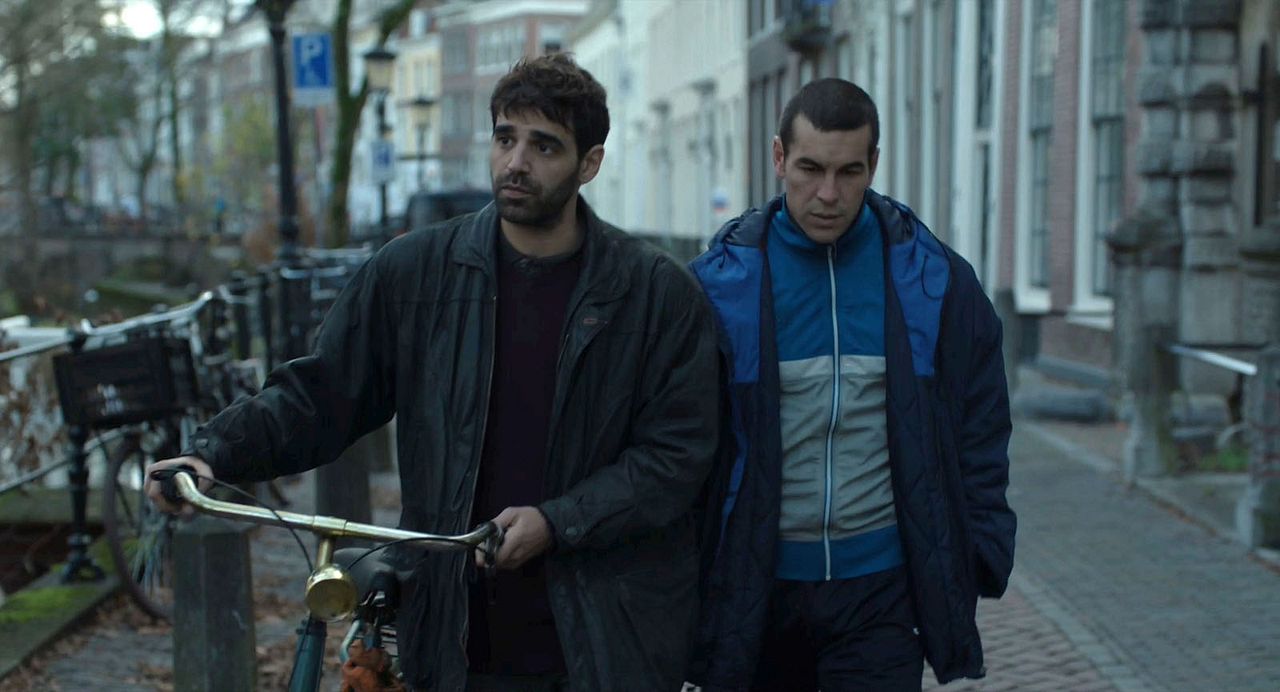 Away : Photo David Verdaguer, Mario Casas