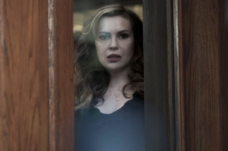 Elsbeth : Photo Alyssa Milano