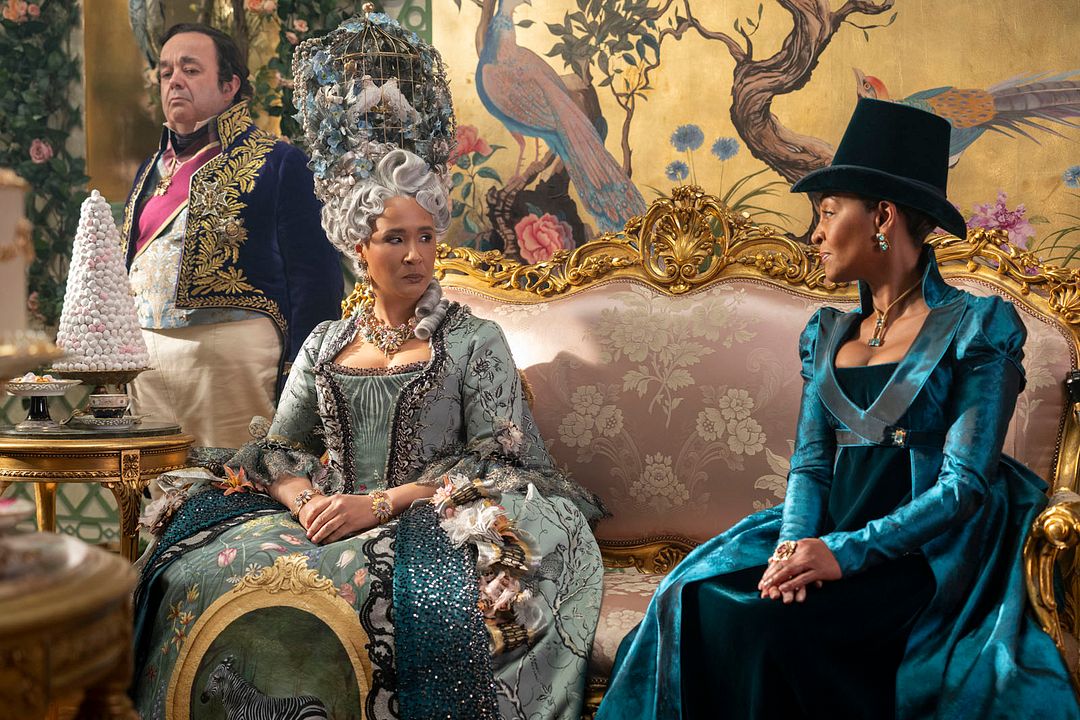 La Chronique des Bridgerton : Photo Hugh Sachs, Adjoa Andoh, Golda Rosheuvel