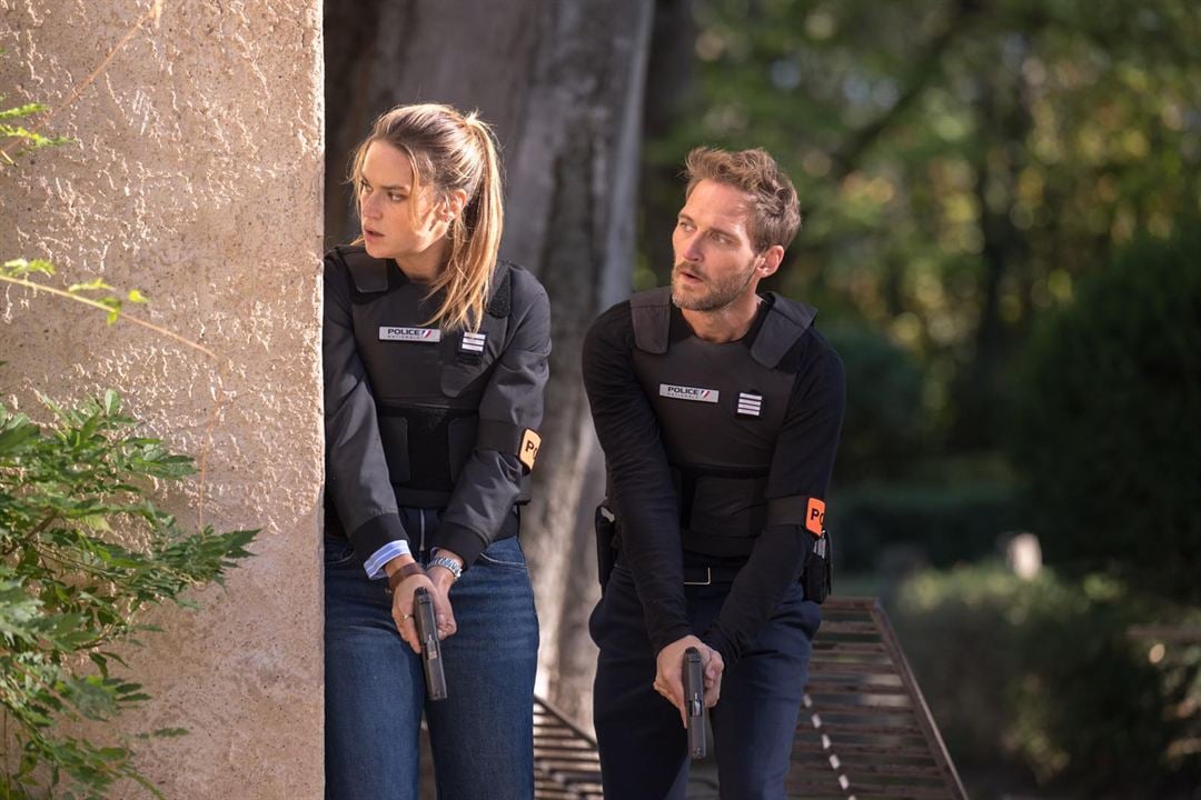 Meurtres à Arles : Photo François-David Cardonnel, Constance Gay