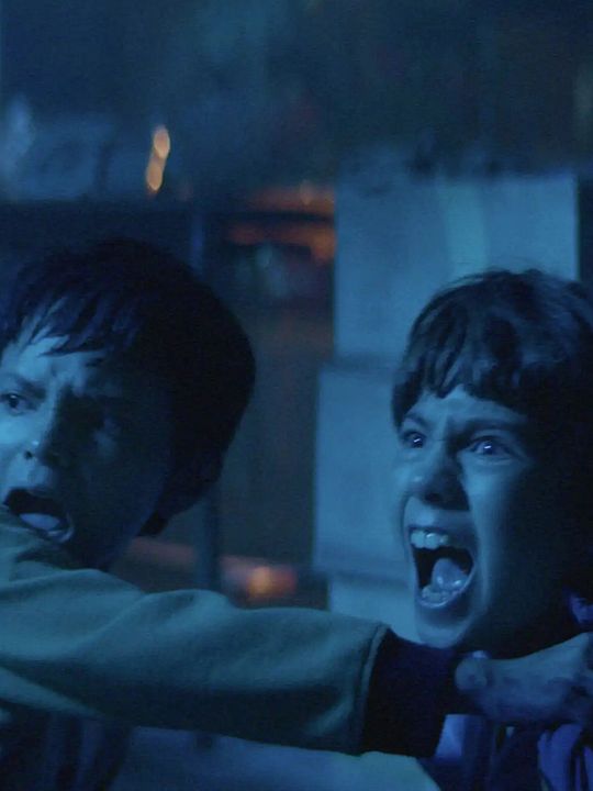 Don’t Leave the Kids Alone : Affiche