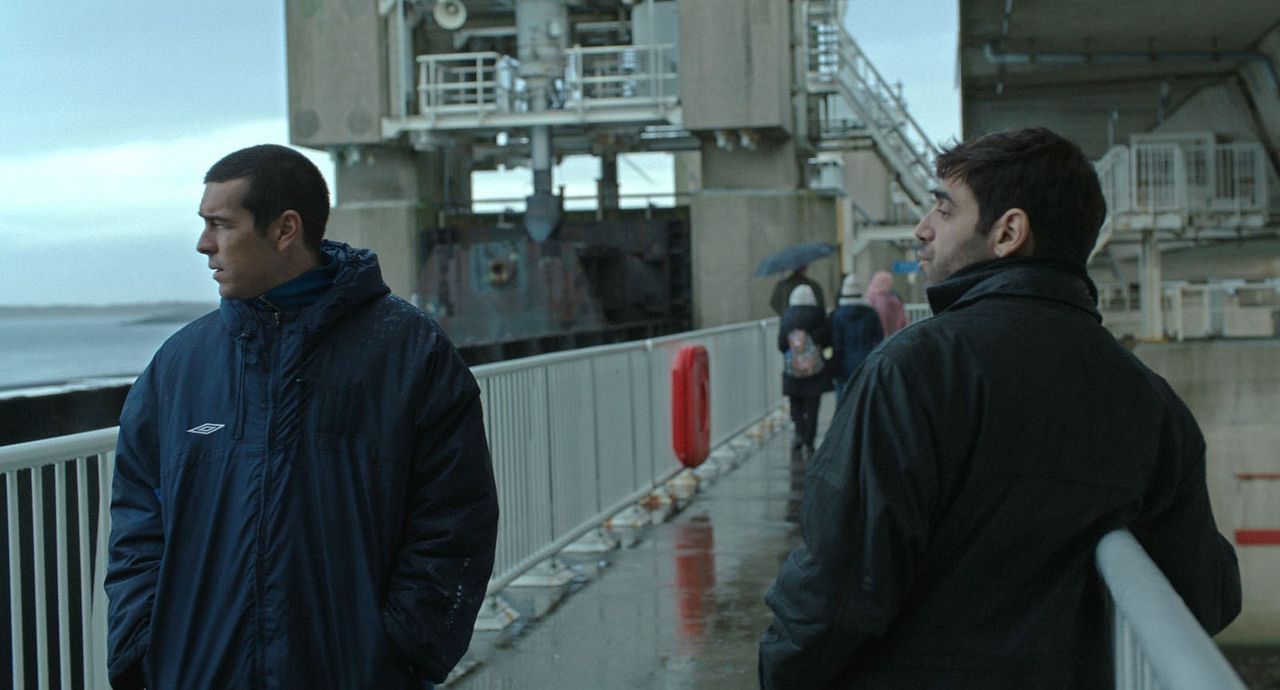 Away : Photo David Verdaguer, Mario Casas