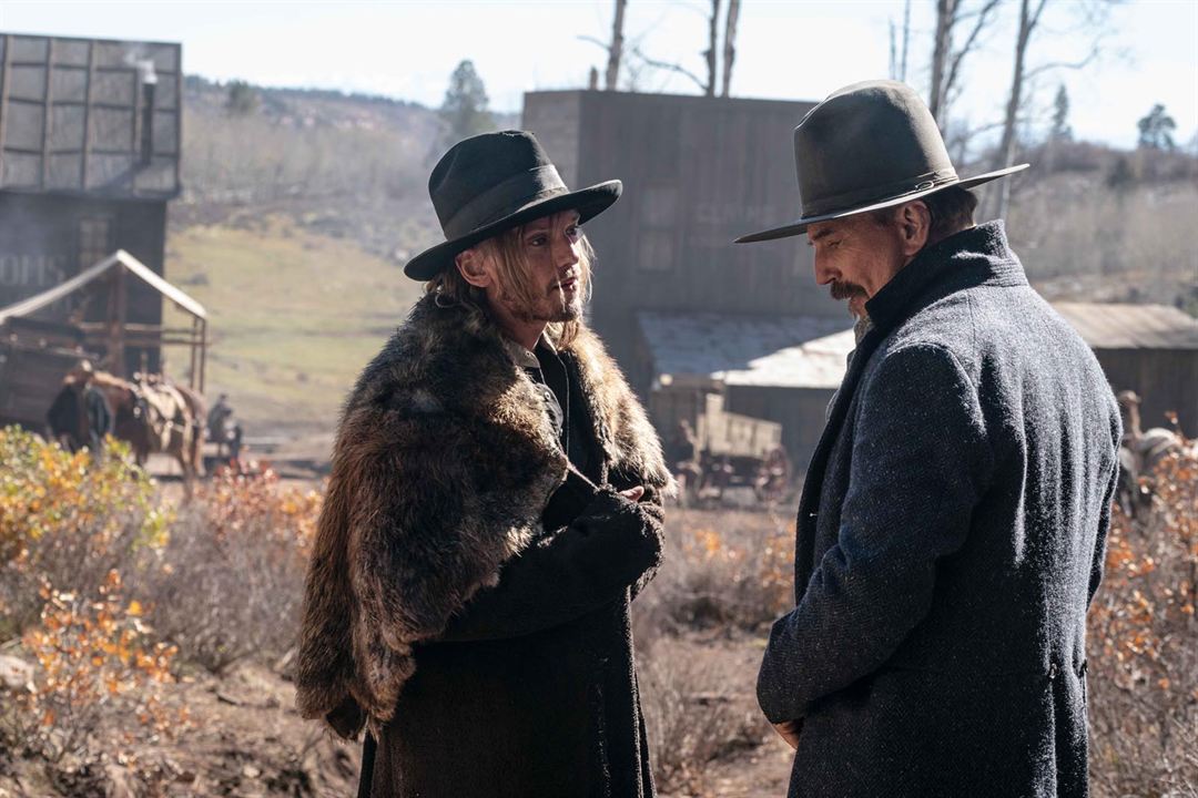 Horizon : une saga américaine Chapitre 1 : Photo Kevin Costner, Jamie Campbell Bower