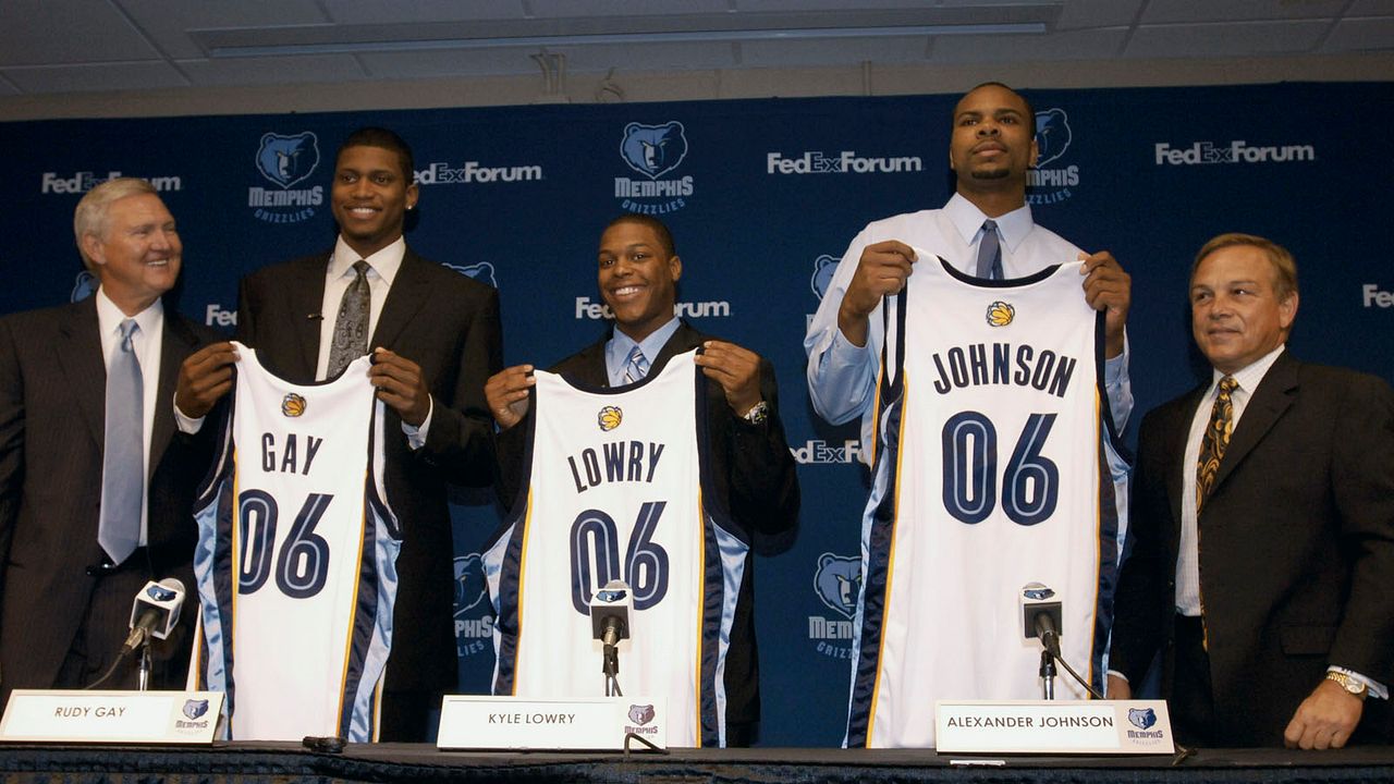 Jerry West: The Logo : Photo