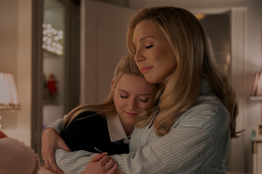 Photo Lexi Minetree, June Diane Raphael